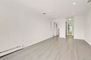120-09 Riviera Ct, College Point, NY 11356 - Photo 32