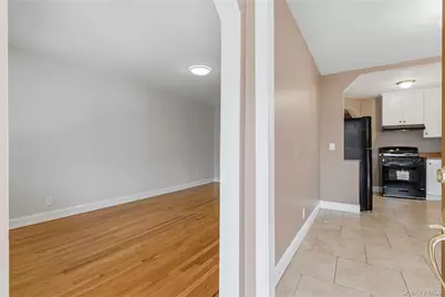 817 Quincy Avenue, Bronx, NY 10465 - Photo 2