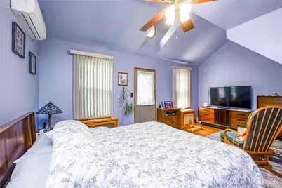 7815 Woodhaven Boulevard, Ridgewood, NY 11385 - Photo 10