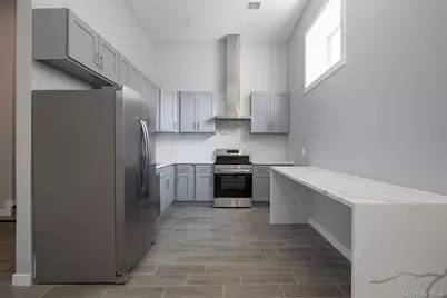 126 Innis Avenue #2-1, Poughkeepsie, NY 12601 - Photo 2