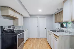 10 Arrowhead Ct, South Setauket, NY 11720 - Photo 26