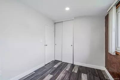 10 Arrowhead Court, South Setauket, NY 11720 - Photo 12