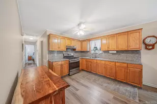 398 Eastwood Blvd, Centereach, NY 11720 - Photo 4