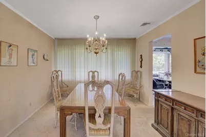 38 Center Drive, Syosset, NY 11791 - Photo 10