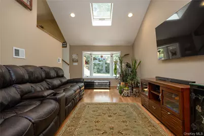 67 Pearce Parkway, Pearl River, NY 10965 - Photo 16