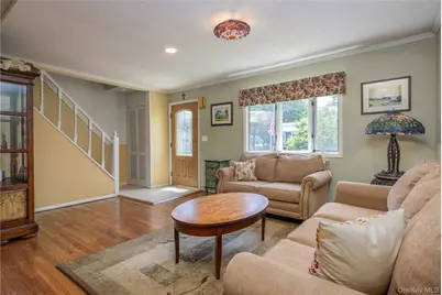 67 Pearce Parkway, Pearl River, NY 10965 - Photo 4