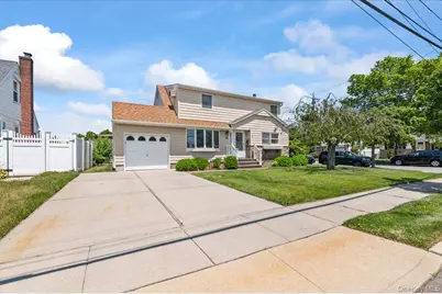 29 Edward Street, Bethpage, NY 11714 - Photo 2