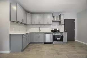 126 Innis Ave, Poughkeepsie, NY 12601 - Photo 2
