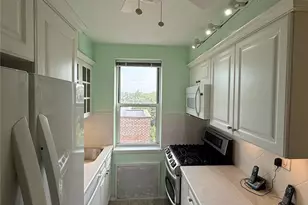 120 Hartsdale E Ave, Hartsdale, NY 10530 - Photo 14