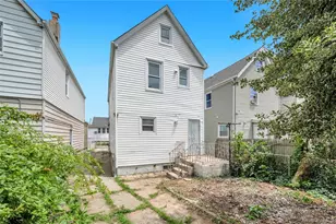 217-08 110th Rd, Queens Village, NY 11429 - Photo 28
