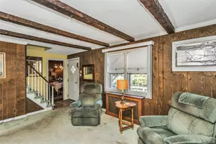 9 Kays Ct, North Babylon, NY 11703 - Photo 4