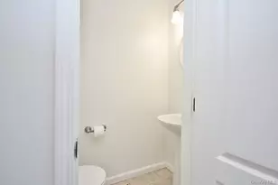 101 Elmcrest Dr, Fishkill, NY 12524 - Photo 16