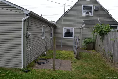 516 Long Beach Road, Island Park, NY 11558 - Photo 14