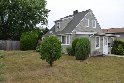 516 Long Beach Road, Island Park, NY 11558 - Photo 18