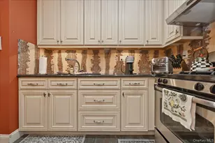 11-63 129th St, College Point, NY 11356 - Photo 4