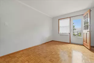 11-63 129th St, College Point, NY 11356 - Photo 14