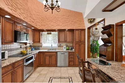 30 Dalewood Drive, Hartsdale, NY 10530 - Photo 12