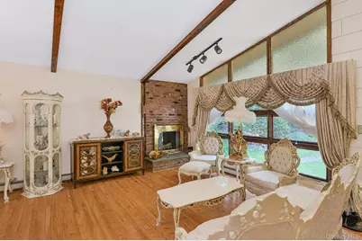 30 Dalewood Drive, Hartsdale, NY 10530 - Photo 6