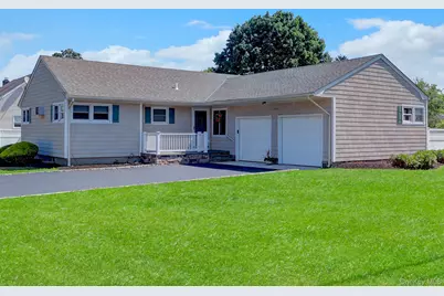 12 Bainbridge Avenue, Melville, NY 11747 - Photo 4