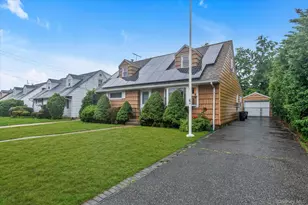 69 Virginia St, Valley Stream, NY 11580 - Photo 2