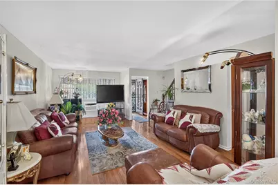 3043 Matthews Avenue, Bronx, NY 10467 - Photo 4