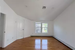 62 Hickory Rd, Port Washington, NY 11050 - Photo 16