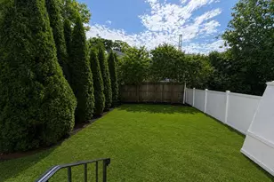 62 Hickory Rd, Port Washington, NY 11050 - Photo 14