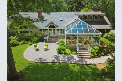 63 W Meadow Road, East Setauket, NY 11733 - Photo 4