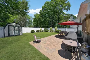 29 Beech Ave, Farmingville, NY 11738 - Photo 24