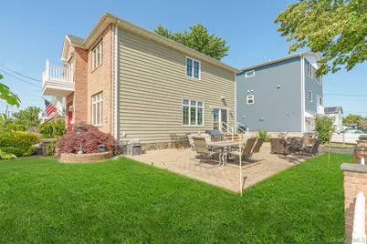 30 East Boulevard, East Rockaway, NY 11518 - Photo 4