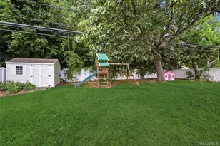 74 Tree Rd, Centereach, NY 11720 - Photo 26