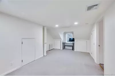 40 Columbia Street, Bethpage, NY 11714 - Photo 22