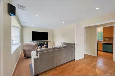 40 Columbia Street, Bethpage, NY 11714 - Photo 4