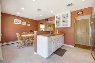 119 Caroline Ave, Franklin Square, NY 11010 - Photo 14