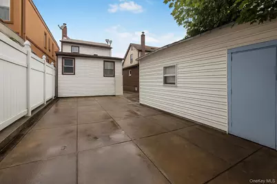 9006 107th Avenue, Ozone Park, NY 11417 - Photo 10