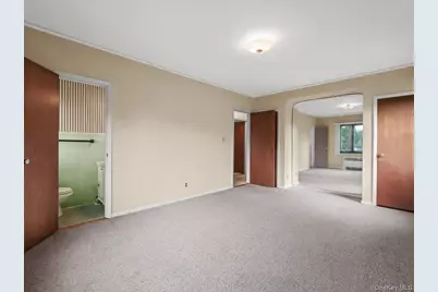 8026 217th Street, Hollis, NY 11427 - Photo 18