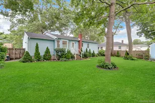 258 Floyd Rd, Shirley, NY 11967 - Photo 18