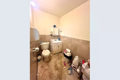 9022 161st Street, Jamaica, NY 11432 - Photo 6