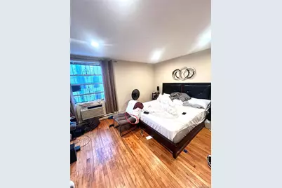 9022 161st Street, Jamaica, NY 11432 - Photo 14