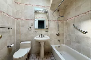 59-62 69th Ln, Maspeth, NY 11378 - Photo 22