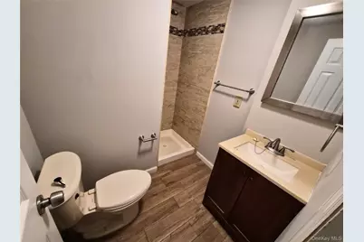 123 Southern Parkway, Plainview, NY 11803 - Photo 28
