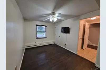 123 Southern Parkway, Plainview, NY 11803 - Photo 30