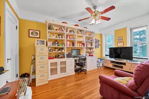 240 Bronxville Rd, Bronxville, NY 10708 - Photo 10