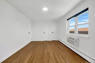 1034 Throgs Neck Expressway, Bronx, NY 10465 - Photo 12