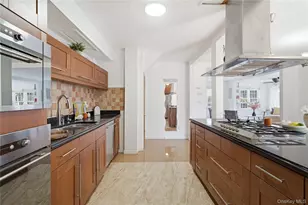 29-34 161st St, Flushing, NY 11358 - Photo 10