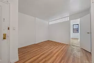 270 N Broadway, Yonkers, NY 10701 - Photo 8