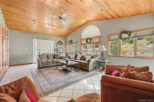 289 Oak Ridge Rd, Hopewell Junction, NY 12533 - Photo 6