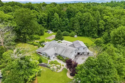289 Oak Ridge Road, Hopewell Junction, NY 12533 - Photo 2