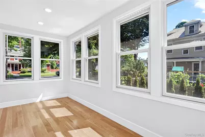 118 Willow Street, Roslyn Heights, NY 11577 - Photo 12