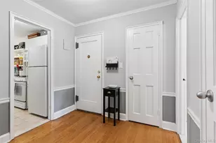43 N Forest Ave, Rockville Centre, NY 11570 - Photo 2